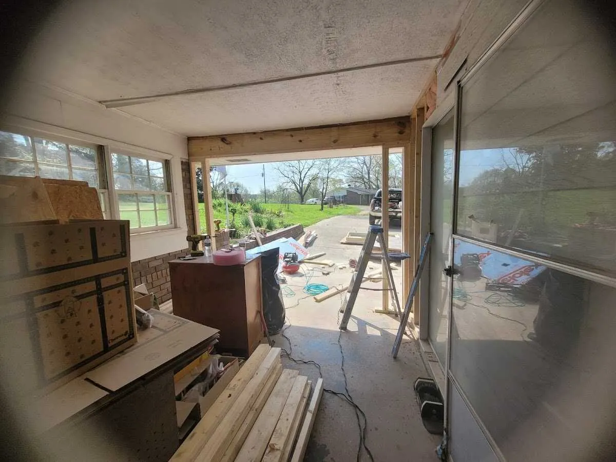 Air movers and dehumidifier for Drying & Dehumidification in Donna